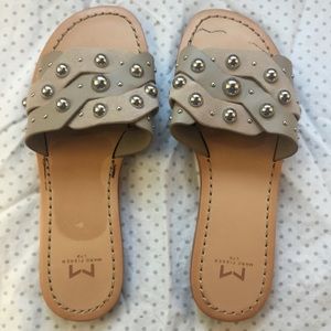 Marc Fisher Women's Paxton Flat Sandal size 5m